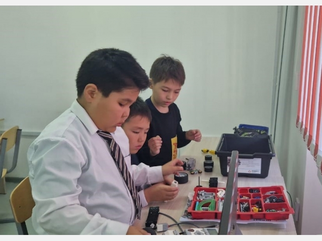 Зачем детям заниматься робототехникой?