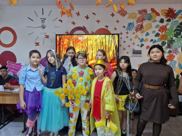 Осенний бал среди старшеклассников! 