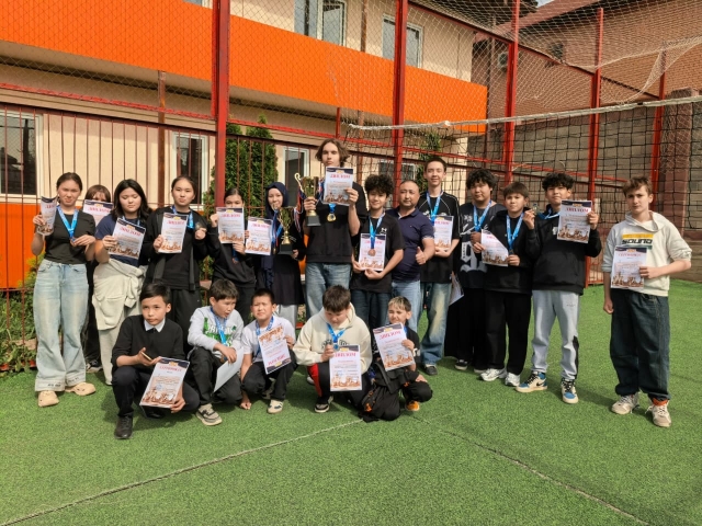 Мектеп кубогына арналған шахмат турнирі