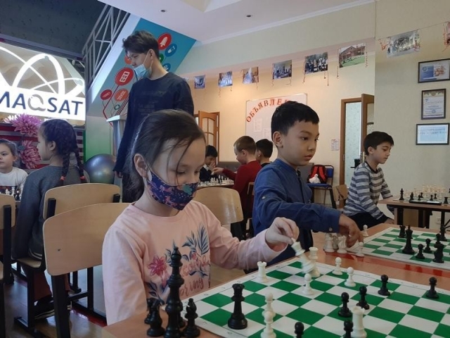 Почему Вашему ребенку необходимо научиться играть в шахматы?