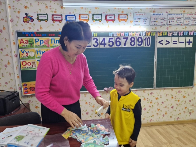 Урок математики с Айзат Асановной